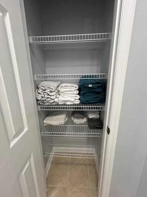 Apartment Fan Condo-renovated 2024 Kissimmee