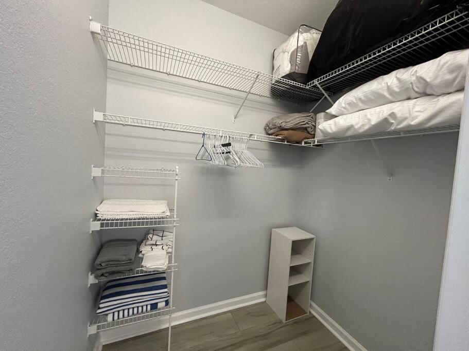 Fan Condo-renovated 2024 * Kissimmee