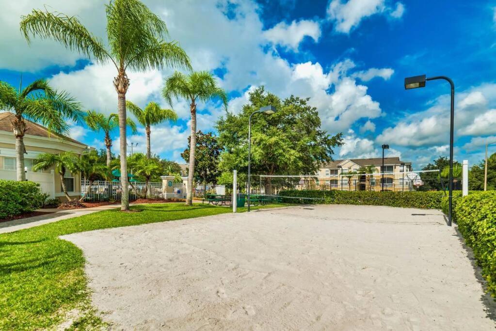 Fan Condo-renovated 2024 Apartment